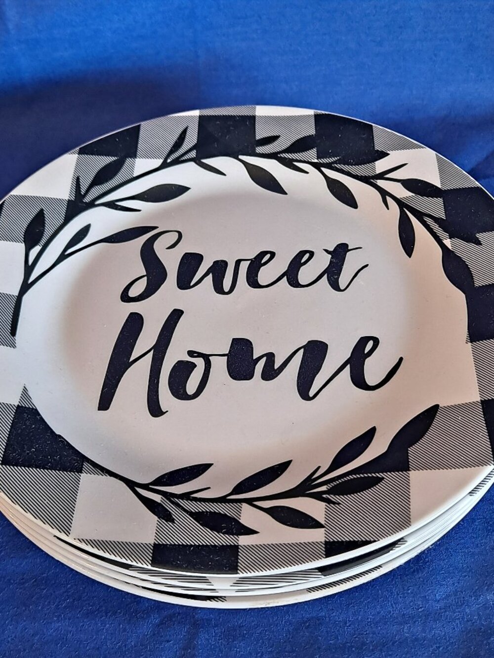 Set 4 Royal Norfolk 'SWEET HOME' Salad Plates 8" Bread Dessert Buffalo Plaid